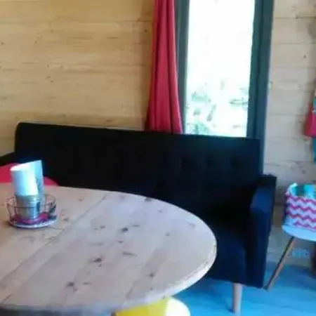 2 Etoiles - Piscine - Eecead Camping