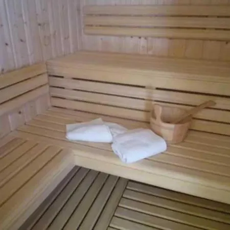 2 Etoiles - Piscine - Eecead Camping
