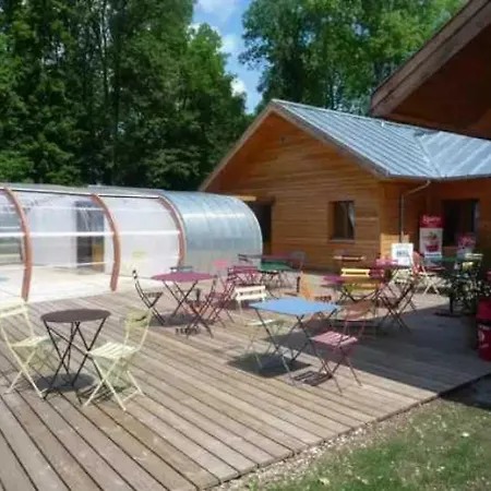 2 Etoiles - Piscine - Eecead Camping
