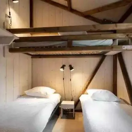 2 Etoiles - Piscine - Eecead * Bar-sur-Aube