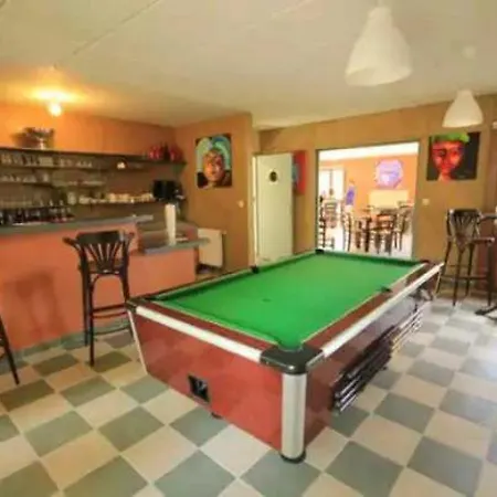 2 Etoiles - Piscine - Eecead Camping *