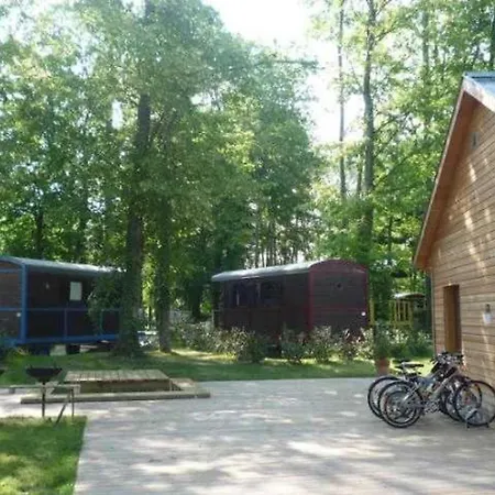 2 Etoiles - Piscine - Eecead Campsite Bar-sur-Aube