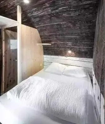 2 Etoiles - Piscine - Eecead